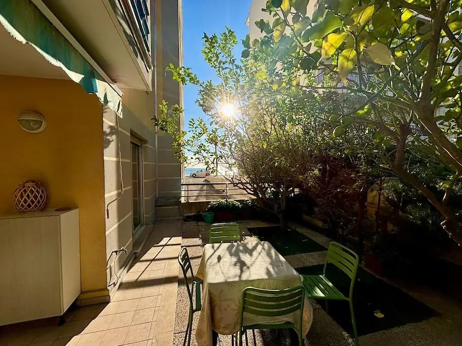 Sea & Sand Roquebrune-Cap-Martin Apartment